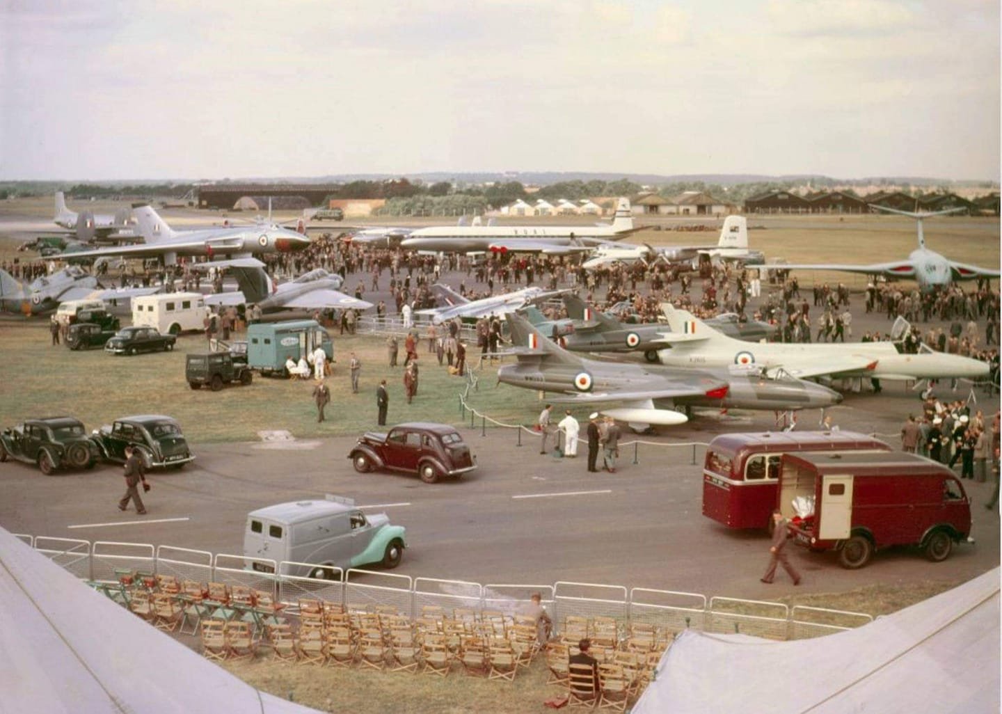 Farnborough air show 1955.jpg
