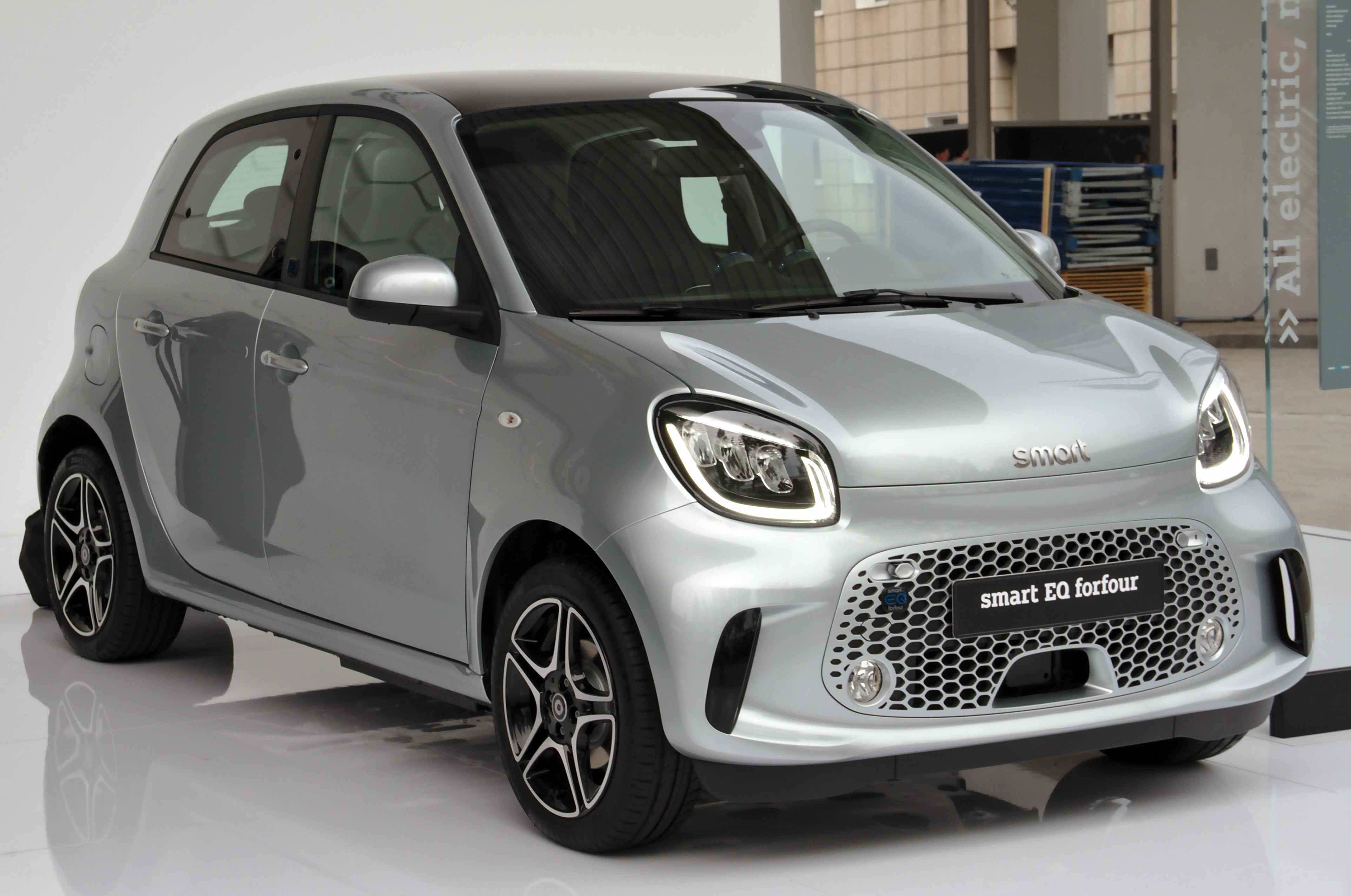 Smart_EQ_forfour_at_IAA_2019_IMG_0799_1.jpg