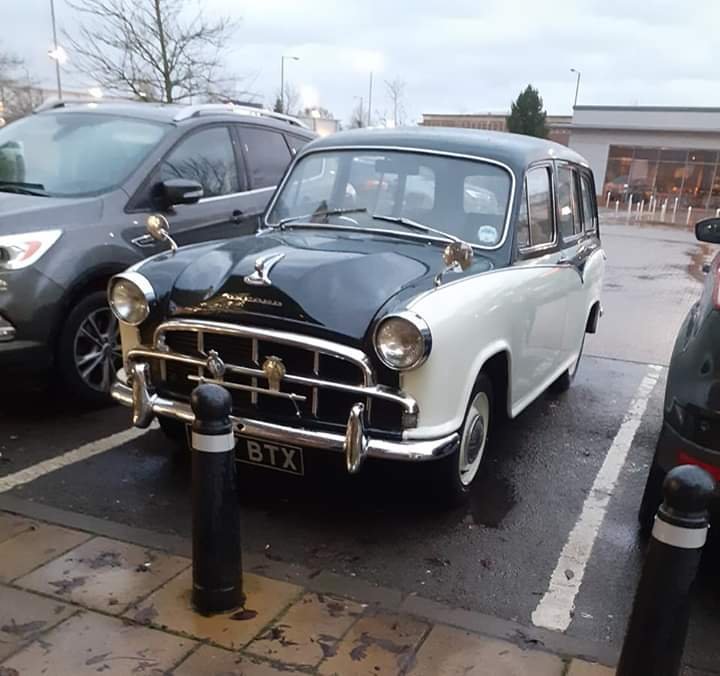 '57 Morris Oxford series 4 All Steel Travellers Car